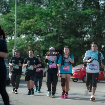 Runner Photo 3976055