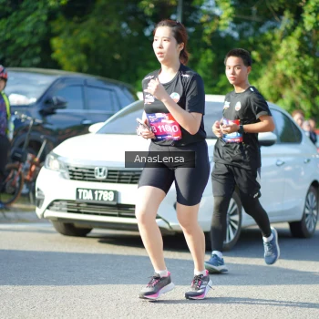 Runner Photo 3976084