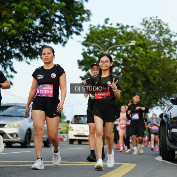 Runner Photo 3976165