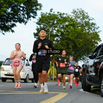 Runner Photo 3976224