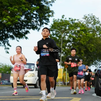 Runner Photo 3976245