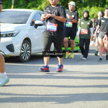 Runner Photo 3976335