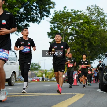 Runner Photo 3976367