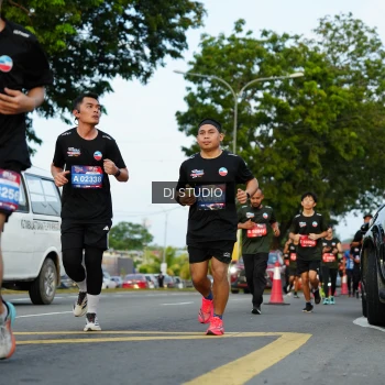 Runner Photo 3976381