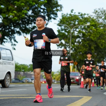 Runner Photo 3976415