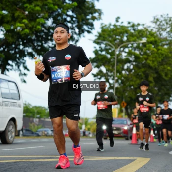 Runner Photo 3976423
