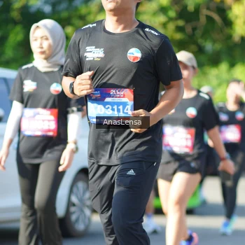 Runner Photo 3976425