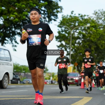 Runner Photo 3976431