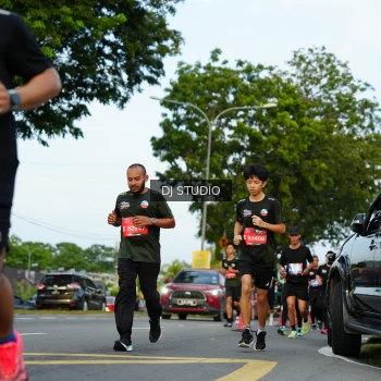 Runner Photo 3976448