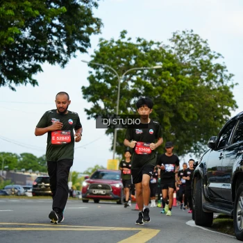 Runner Photo 3976467
