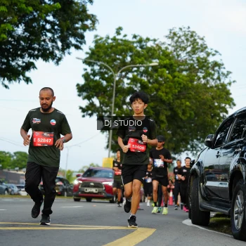 Runner Photo 3976473
