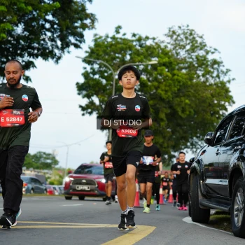 Runner Photo 3976501