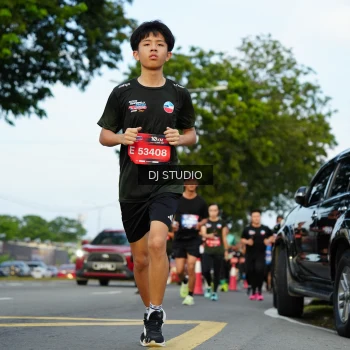 Runner Photo 3976511
