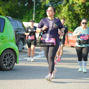 Runner Photo 3976575