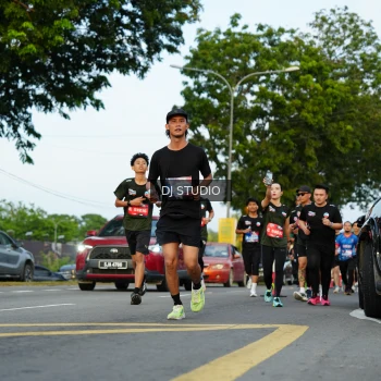 Runner Photo 3976578