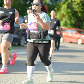Runner Photo 3976595