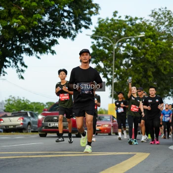 Runner Photo 3976596