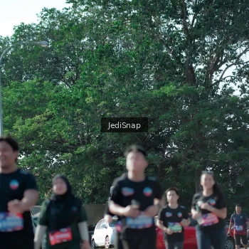 Runner Photo 3976604
