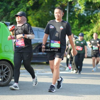Runner Photo 3976611