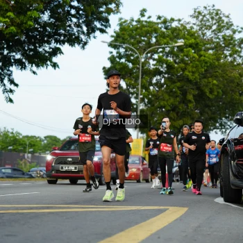 Runner Photo 3976622