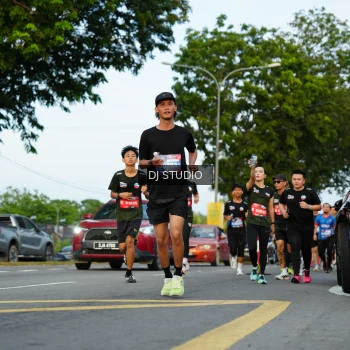 Runner Photo 3976625