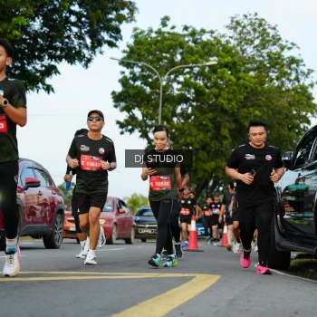 Runner Photo 3976639