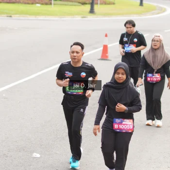 Runner Photo 3976646