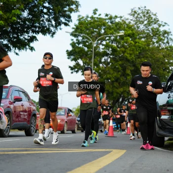 Runner Photo 3976653