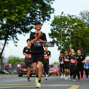 Runner Photo 3976679
