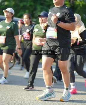 Runner Photo 3976689