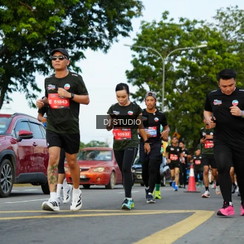 Runner Photo 3976694