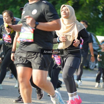 Runner Photo 3976695