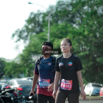 Runner Photo 3976704