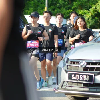 Runner Photo 3976715