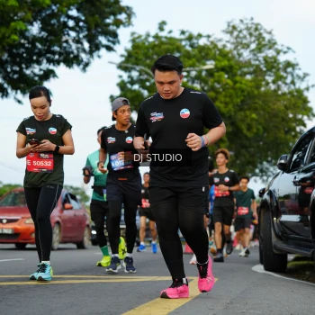 Runner Photo 3976724
