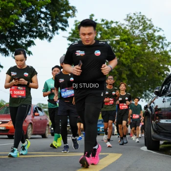 Runner Photo 3976737