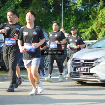 Runner Photo 3976751