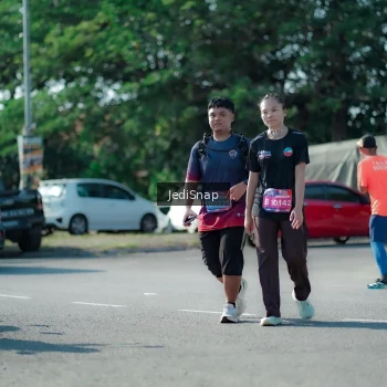 Runner Photo 3976752