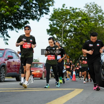 Runner Photo 3976783