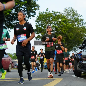 Runner Photo 3976786