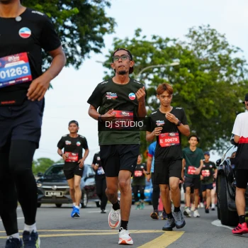 Runner Photo 3976803