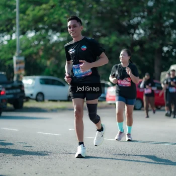 Runner Photo 3976804