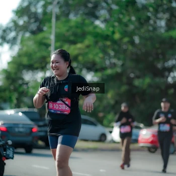 Runner Photo 3976815