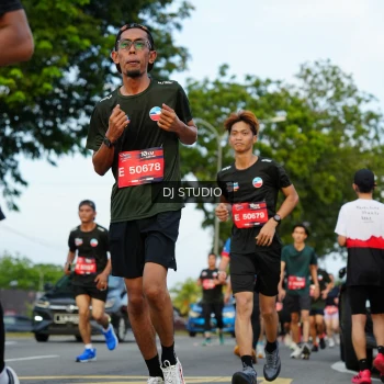 Runner Photo 3976824