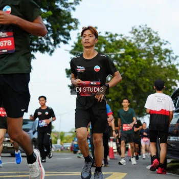 Runner Photo 3976836