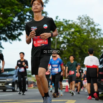 Runner Photo 3976853