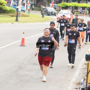 Runner Photo 3976879