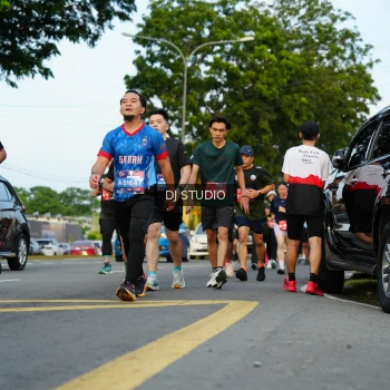 Runner Photo 3976882