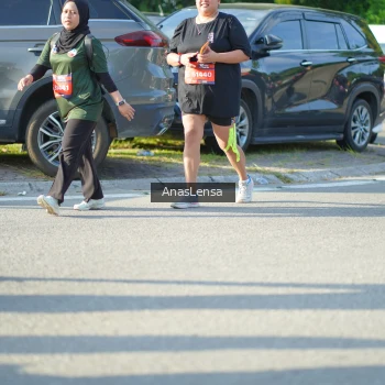 Runner Photo 3976887