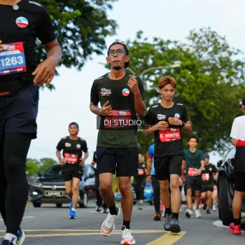 Runner Photo 3976899